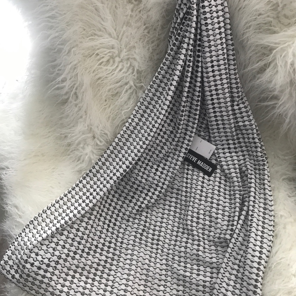Steve Madden large Infinity scarf )🌹large scarf - Picture 2 of 6